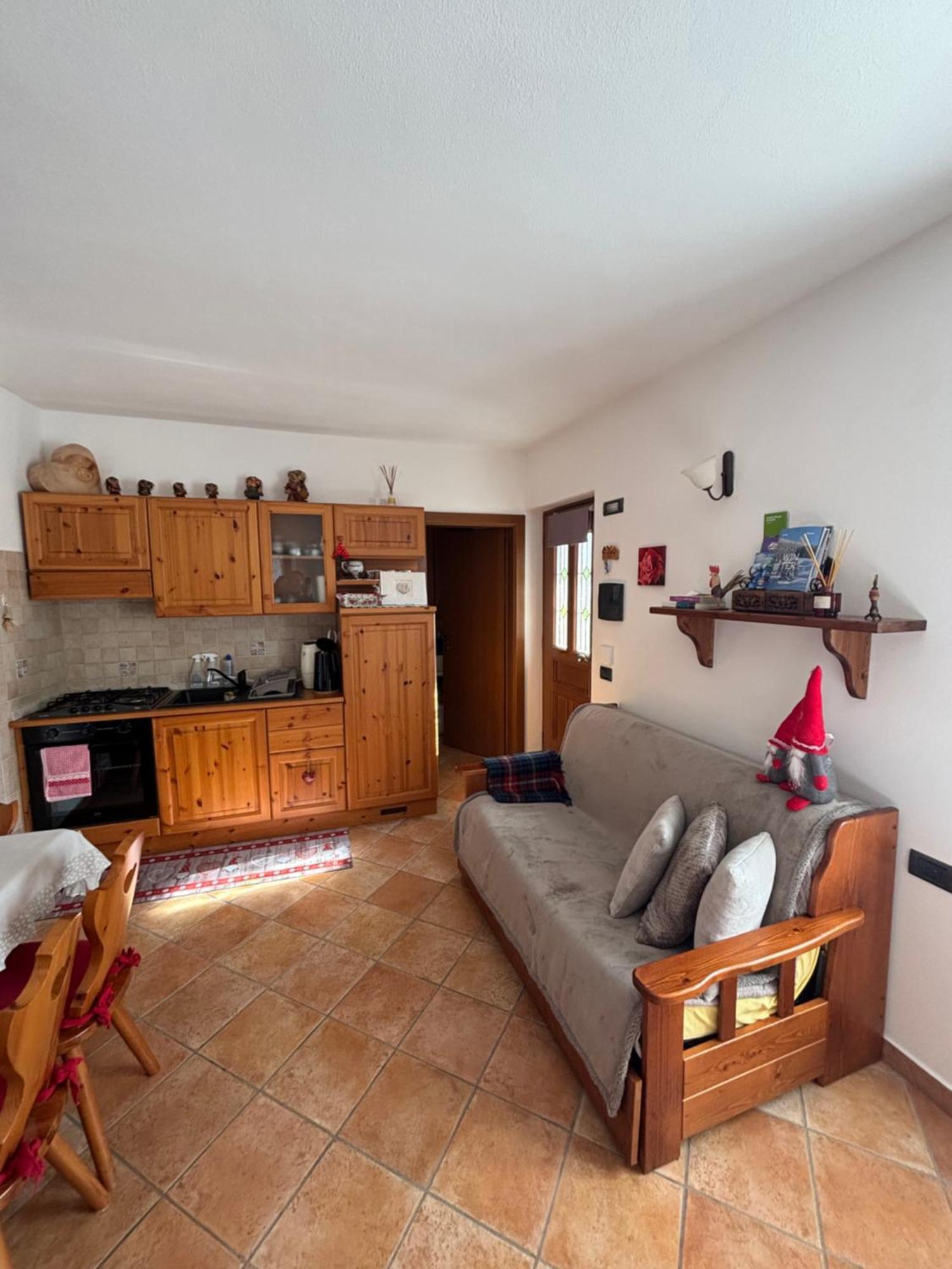 Casa Gaudia Apartment Кастело Тесино Екстериор снимка